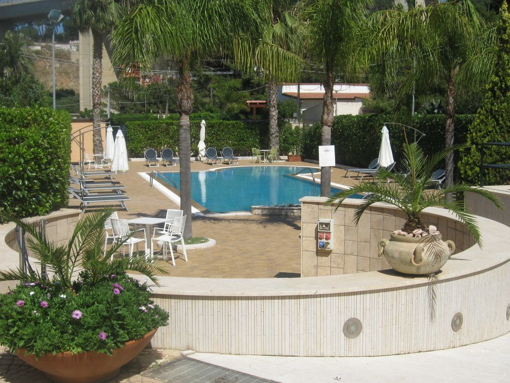 Hotel Costa Azul Balestrate ภายนอก รูปภาพ