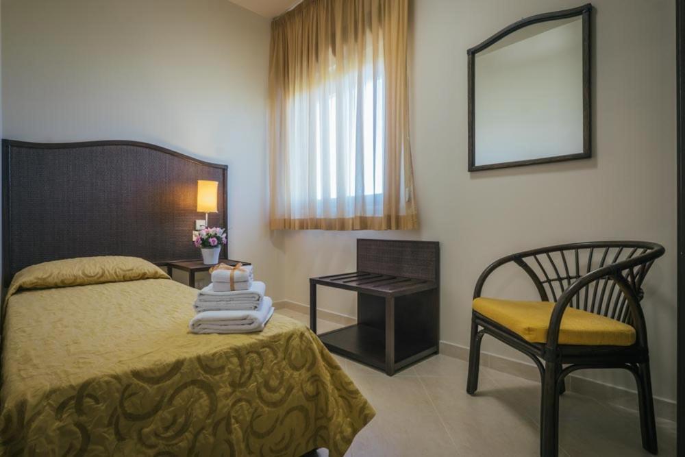 Hotel Costa Azul Balestrate ภายนอก รูปภาพ