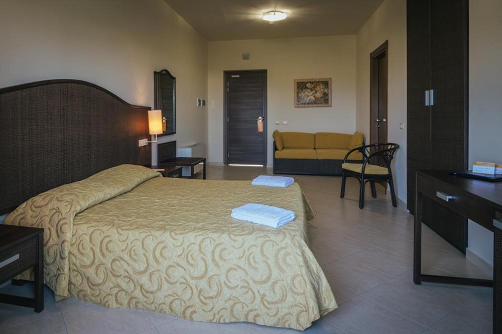 Hotel Costa Azul Balestrate ภายนอก รูปภาพ